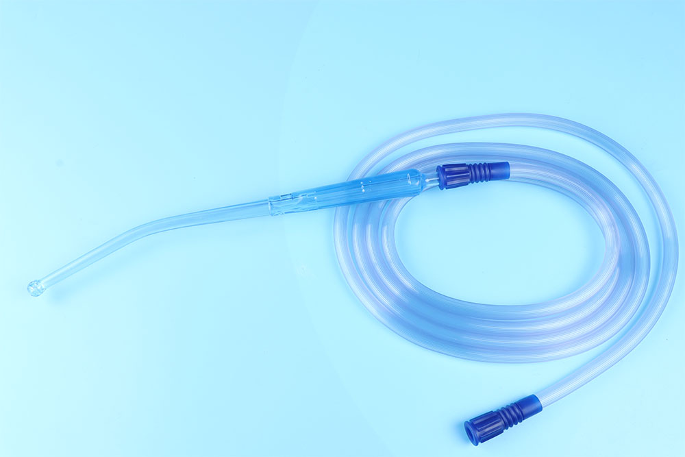 Disposable Yankauer suction set with handle and tubing
